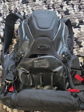 Oakley Black Men's Rugged Tactical Backpack with Red Accents